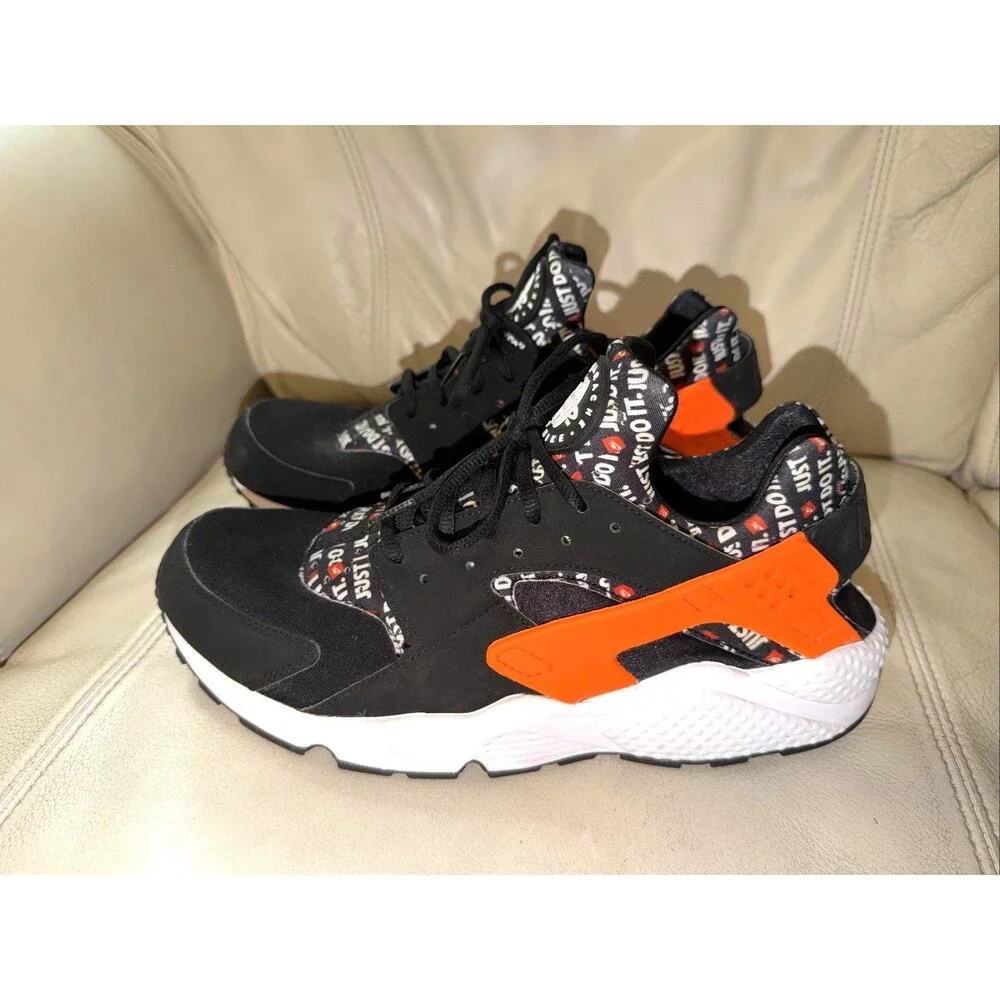 Nike Air Huarache  Men’s Size 12 Black Orange AT5017 Just Do It